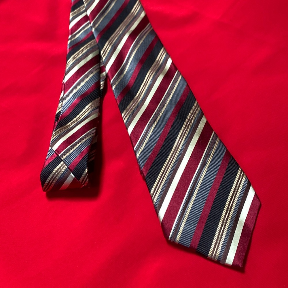 Peacock silk tie!